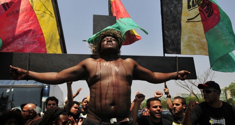 Representantes do movimento negro se reúnem contra o racismo em Brasília
